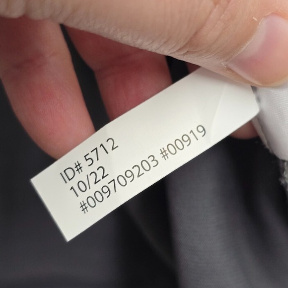 Express Portofino Shirt Womens‎ Medium Gray Satin Polyester Button Up Office - Picture 8 of 14